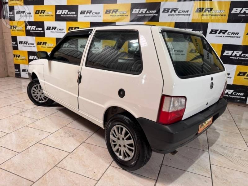 FIAT - UNO 1.0 MPI LE FIRE 8V FLEX 2P MANUAL - 2008/2008 - BRANCA - R$ 17.900,00
