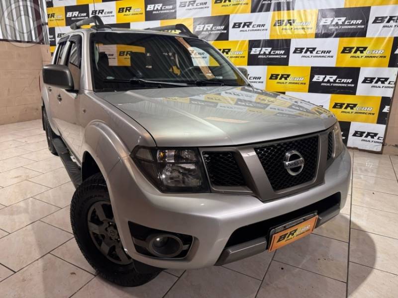 NISSAN - FRONTIER 2.5 SV ATTACK 4X4 CD TURBO ELETRONIC DIESEL 4P MANUAL - 2013/2014 - PRATA - R$ 89.900,00