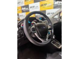 FORD - FIESTA 1.6 SE HATCH 16V FLEX 4P AUTOMÁTICO - 2014/2015 - PRATA - R$ 44.900,00