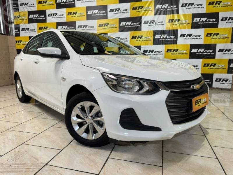 CHEVROLET - ONIX 1.0 LT PLUS 4P FLEX MANUAL - 2022/2023 - BRANCA - R$ 73.900,00