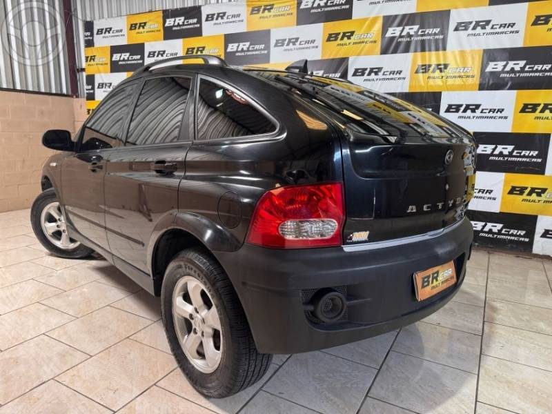 SSANGYONG - ACTYON 2.0 GLX 4X4 16V 141CV TURBO INTERCOOLER DIESEL 4P AUTOMÁTICO - 2011/2012 - PRETA - R$ 51.900,00