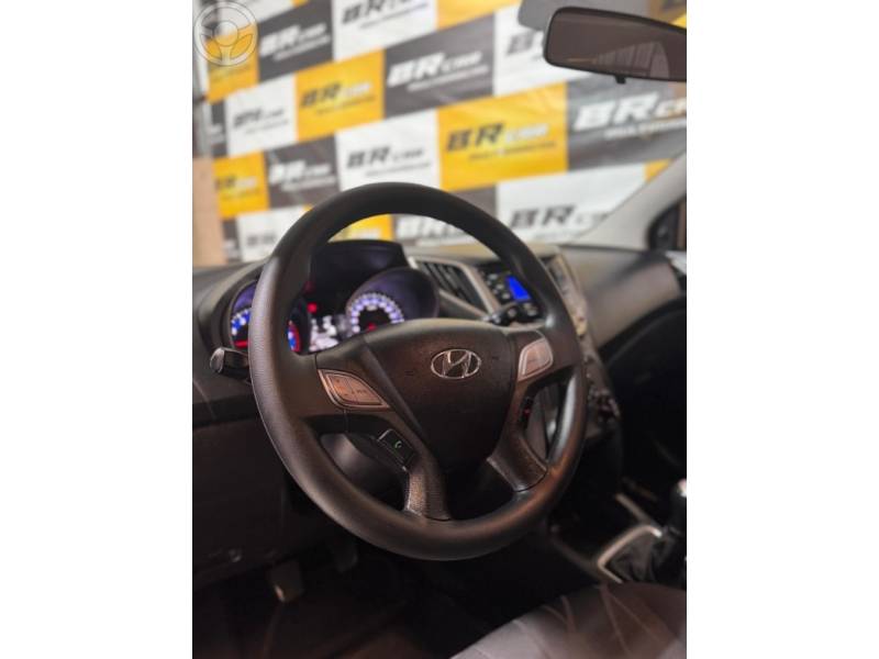 HYUNDAI - HB20 1.0 COMFORT 12V FLEX 4P MANUAL - 2014/2014 - PRETA - R$ 41.900,00