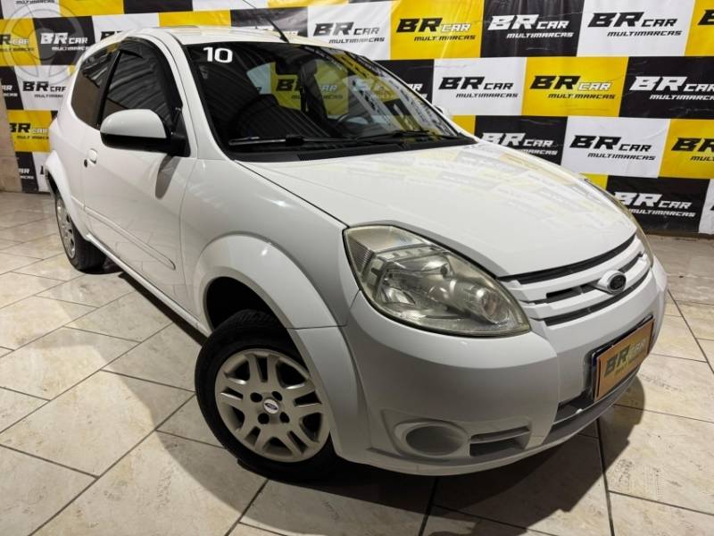 FORD - KA 1.0 MPI 8V FLEX 2P MANUAL - 2009/2010 - BRANCA - R$ 22.900,00