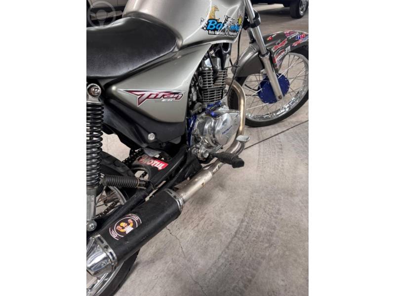 HONDA - CG 150 TITAN ES - 2007/2008 - CINZA - R$ 8.900,00