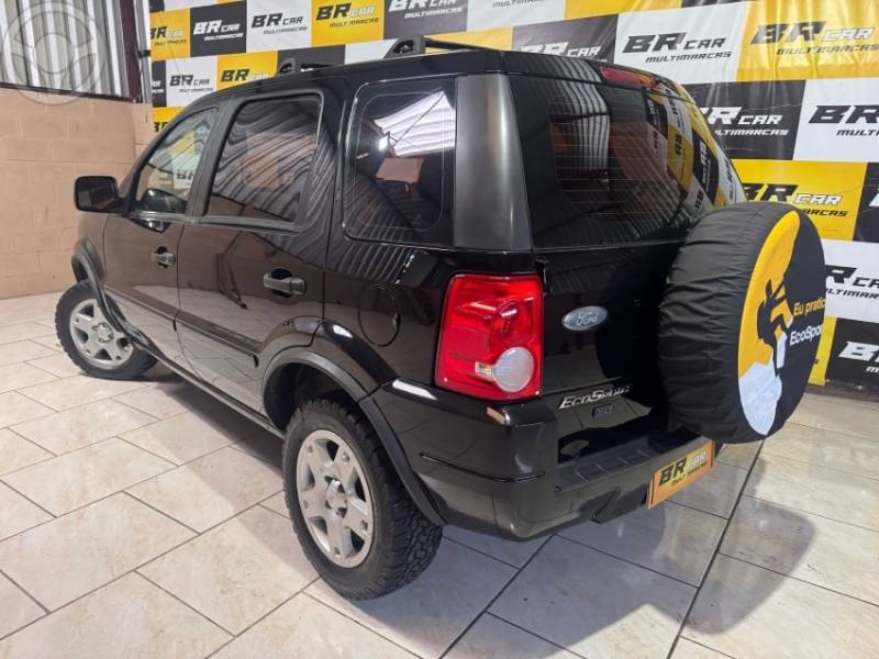 FORD - ECOSPORT 1.6 XLT 8V 4P MANUAL - 2004/2005 - PRETA - R$ 25.900,00