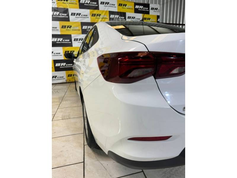 CHEVROLET - ONIX 1.0 LT PLUS 4P FLEX MANUAL - 2022/2023 - BRANCA - R$ 73.900,00
