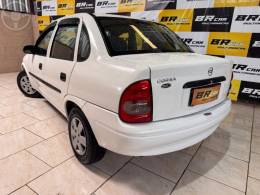 CHEVROLET - CLASSIC 1.0 MPFI 8V 4P MANUAL - 2002/2003 - BRANCA - R$ 17.900,00