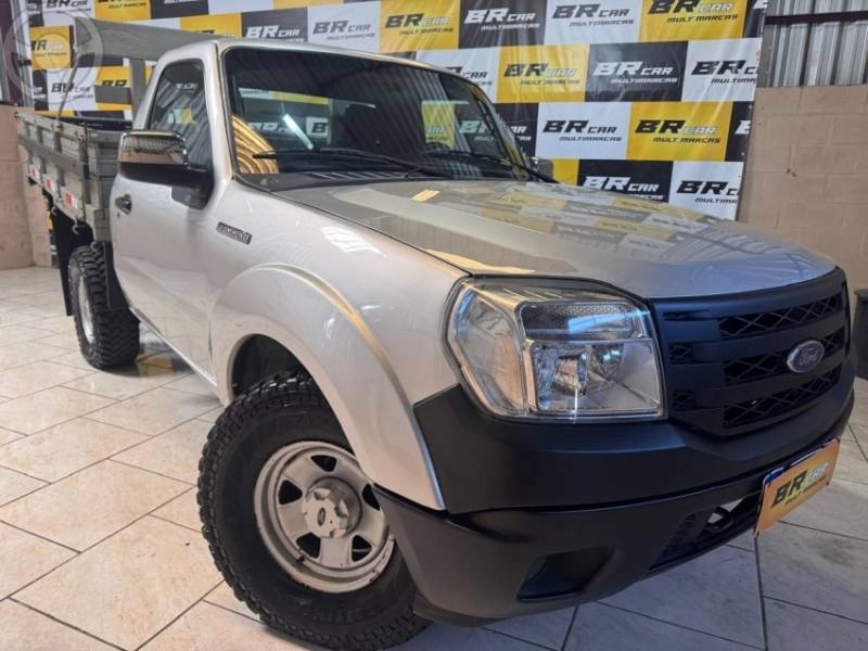FORD - RANGER 3.0 XL 4X4 CS TURBO ELECTRONIC DIESEL 2P MANUAL - 2010/2011 - PRATA - R$ 71.900,00