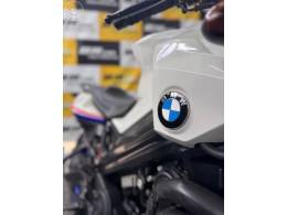 BMW - F 800 R - 2009/2009 - BRANCA - R$ 27.900,00
