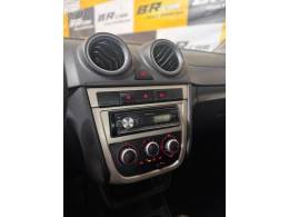 VOLKSWAGEN - VOYAGE 1.0 MI 8V FLEX 4P MANUAL - 2010/2011 - CINZA - R$ 32.900,00