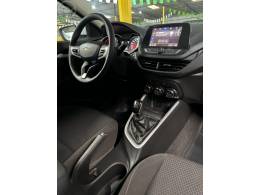 CHEVROLET - ONIX 1.0 LT 12V FLEX 4P MANUAL - 2022/2023 - BRANCA - R$ 71.900,00