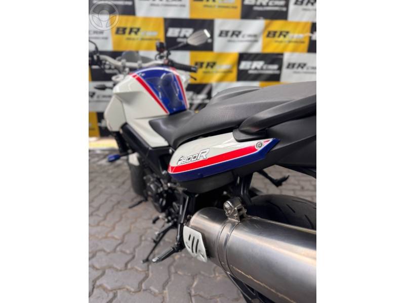 BMW - F 800 R - 2009/2009 - BRANCA - R$ 27.900,00
