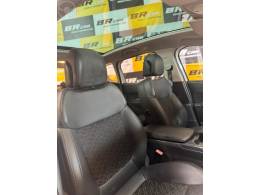 PEUGEOT - 3008 1.6 GRIFFE THP 16V 4P AUTOMÁTICO - 2014/2015 - BRANCA - R$ 57.900,00