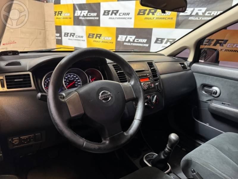 NISSAN - TIIDA 1.8 SEDAN 16V FLEX 4P MANUAL - 2011/2012 - PRETA - R$ 29.900,00