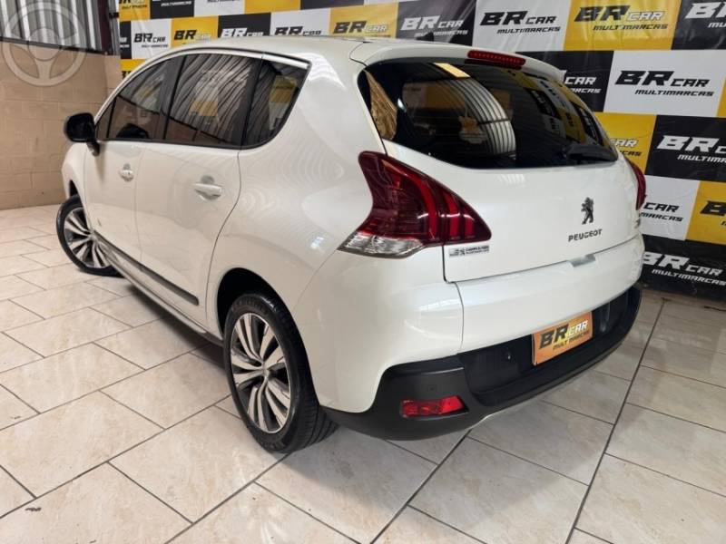 PEUGEOT - 3008 1.6 GRIFFE THP 16V 4P AUTOMÁTICO - 2014/2015 - BRANCA - R$ 57.900,00